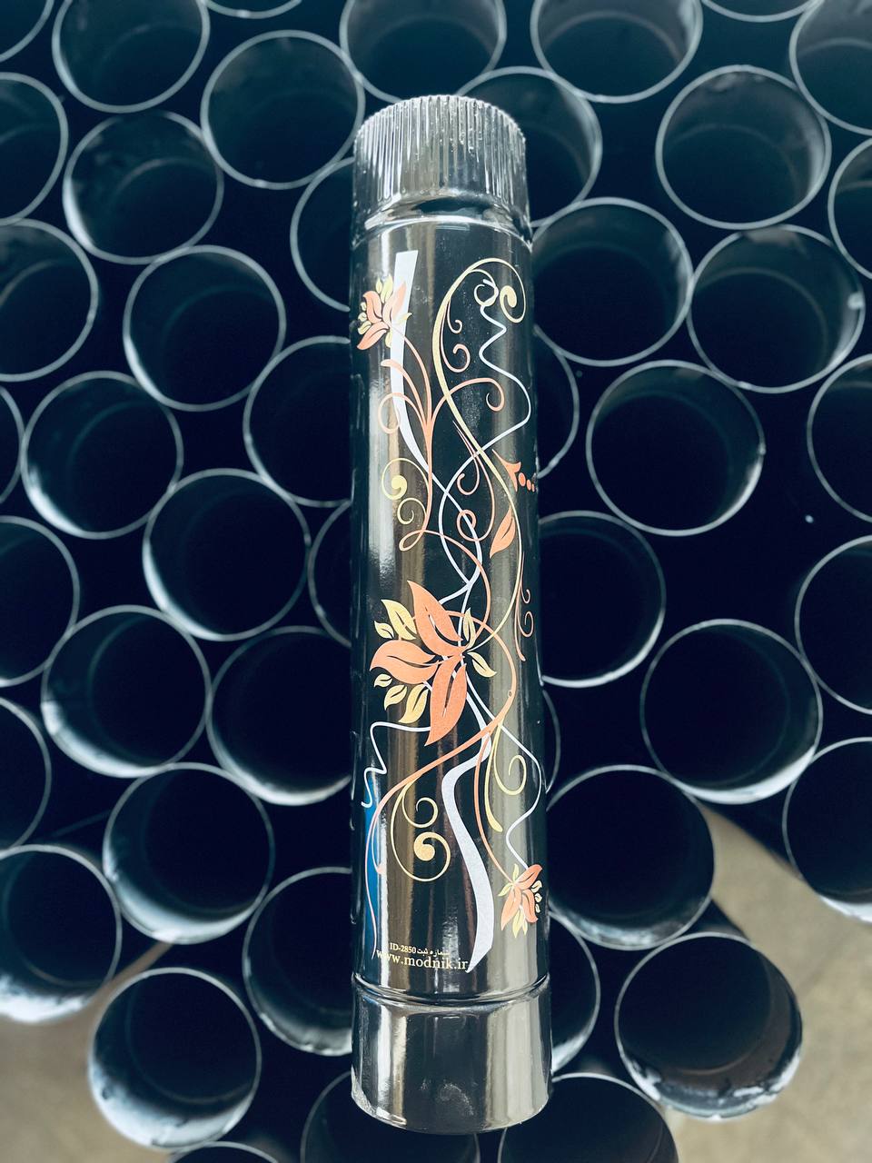 لعاب مشکی طرح‌دار